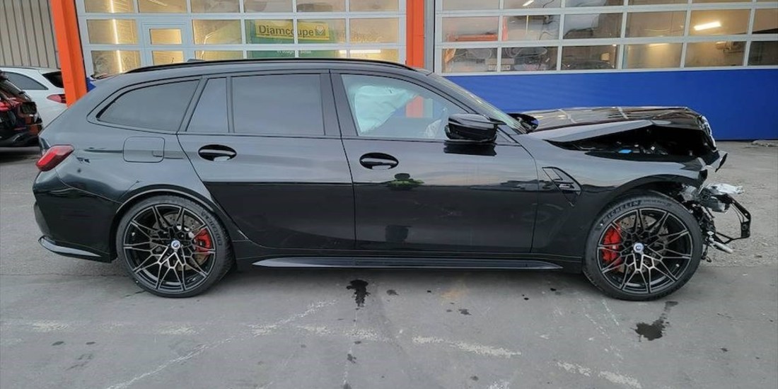 Voor de onderdelen: zwaar beschadigde BMW M3 Touring kost nog steeds een fortuin