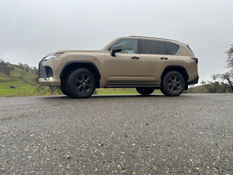 Lexus LX 700h 2025 : essai routier Image