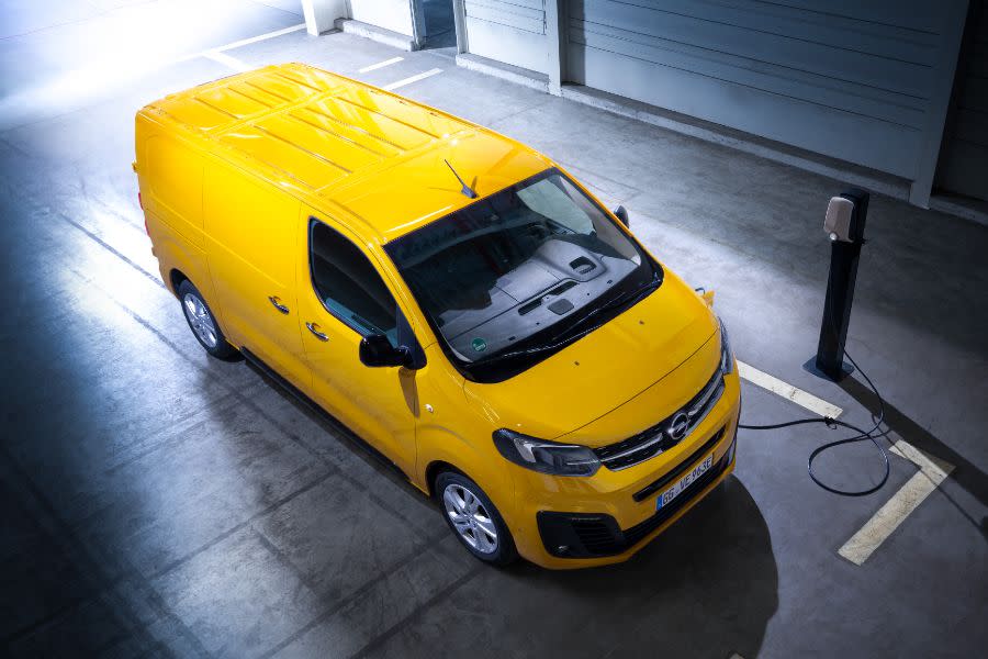 Opel-Vivaro-e-511688 (1).jpg