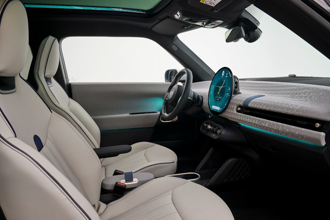 interior-mini-cooper-electrico-2024 (6).jpg