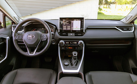 Editorial 2022 toyota rav4 limited awd 10 jw