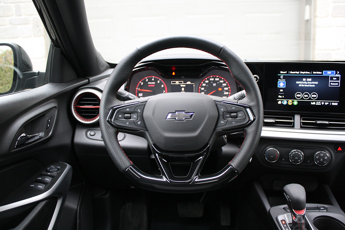 2026 Chevrolet Trax - TD - DB - 260514 - 29.jpg