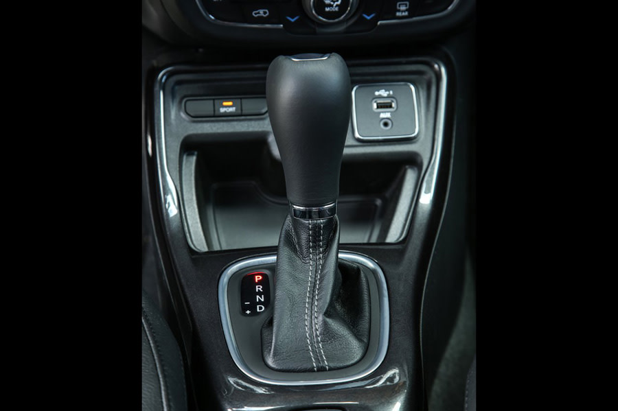 Jeep-Compass-2020-1280-1b.jpg