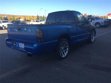 Editorial 2004 ram srt 10 15