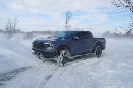 Le Ford Ranger Raptor soumis à une tempête hivernale Image