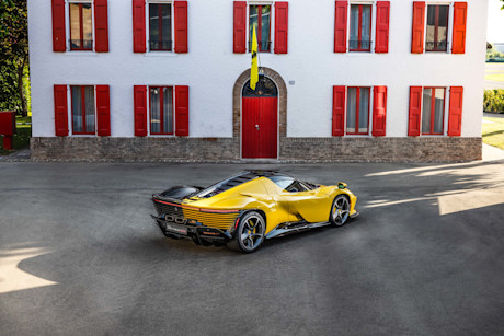 Daytona  SP3  Tailor  Made
