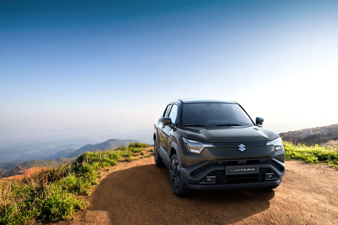 suzuki e vitara rechtsvoor