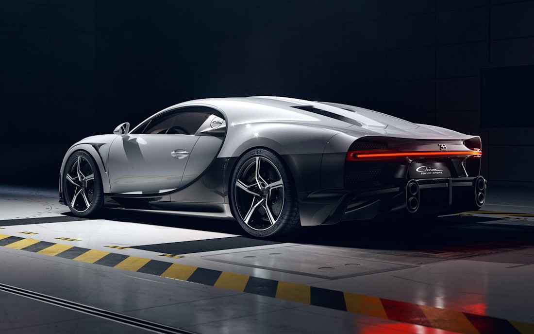 bugatti-chiron-super-sport-back