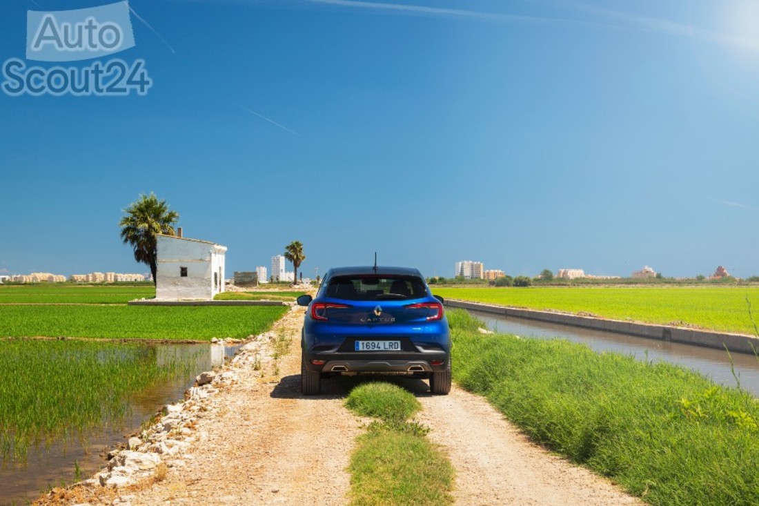 RENAULT_CAPTUR_e-TECH_HYBRID_012 (1).jpg