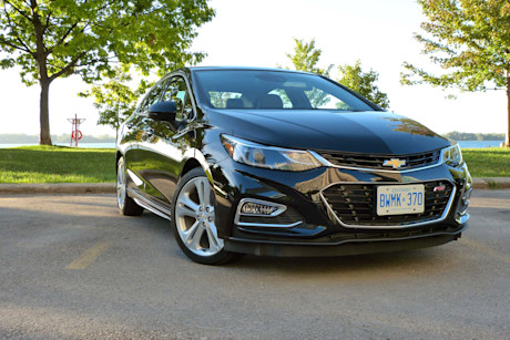 Editorial 2016 chevrolet cruze rs sedan 01 jb