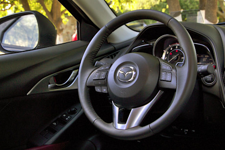 Editorial 2016 mazda cx 3 jy 40