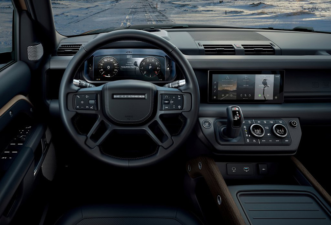 Land_Rover-Defender_110-2020-1024-6c.jpg