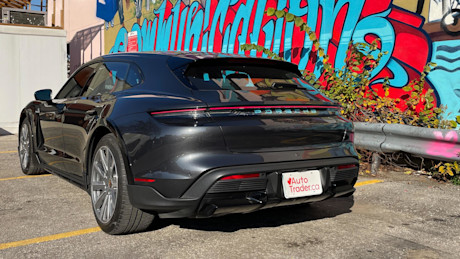 Editorial 2021 porsche taycan turbo s cross turismo 06 ct