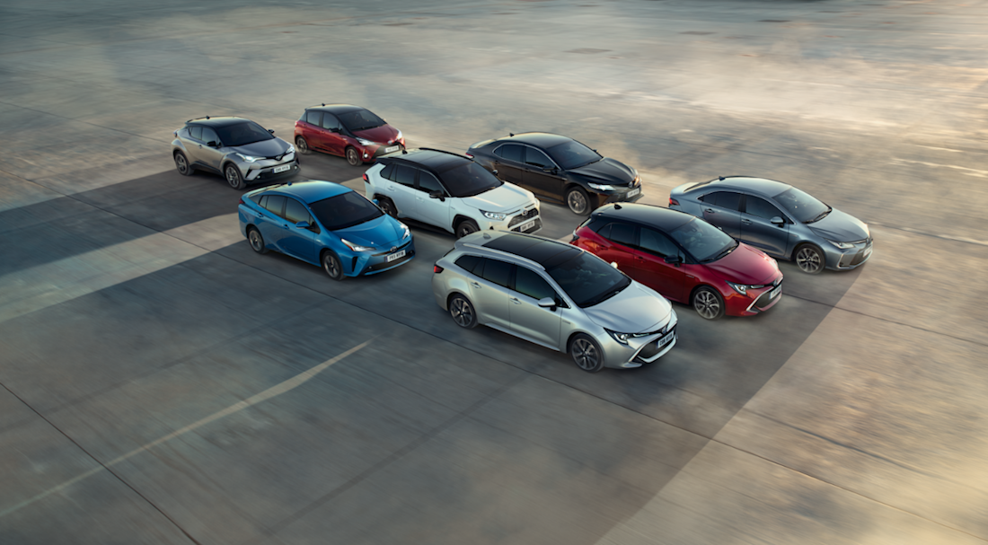 Toyota 15 mil hybrids