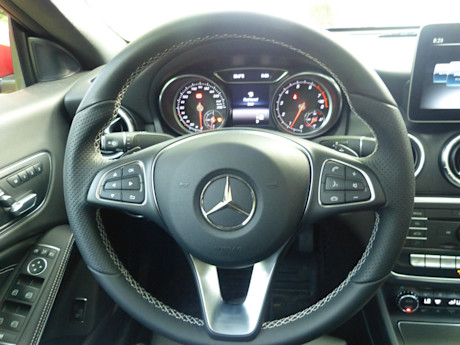 Editorial 2017 mercedes benz cla250 jb 19