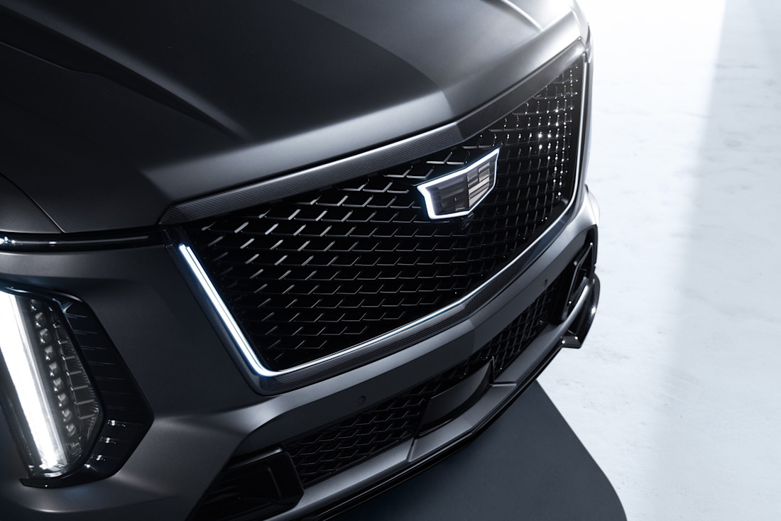 MY27_Cadillac_Escalade_V_Collector_AP1_2246.jpg