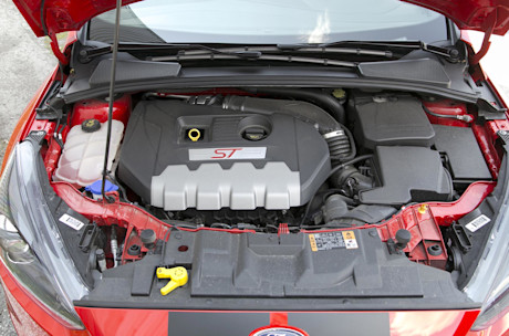 Editorial 2015 ford focus st jw 11