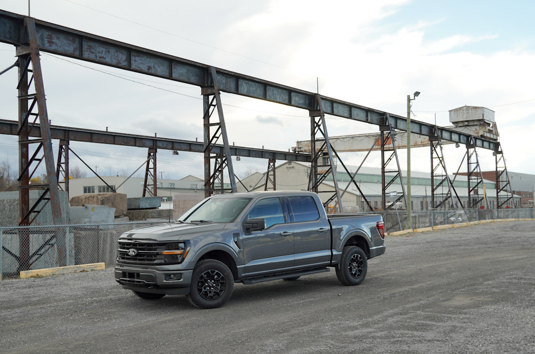 Ford F-150 XLT 2024 : essai routier Body Image