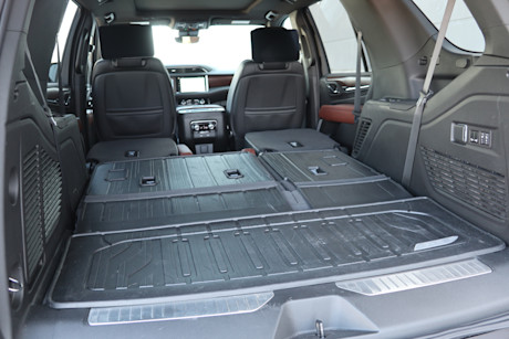 Editorial 2024 gmc yukon denali ultimate 35