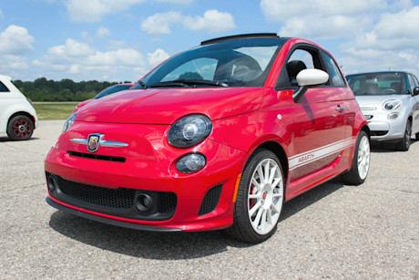 Editorial 2015 fiat 500 abarth cabrio ms 01 2151