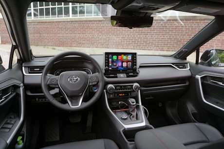 Editorial 2022 toyota rav4 prime xse w technology package 18 di