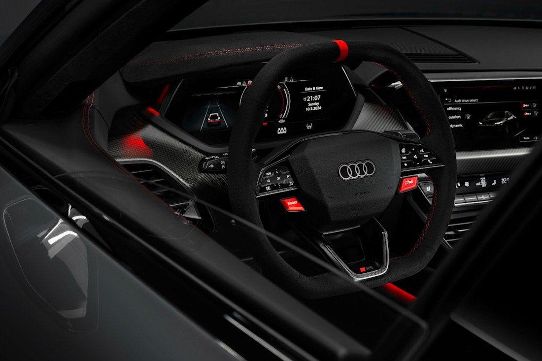 Audi-RS-e-tron-GT-2024-interior (1).jpg