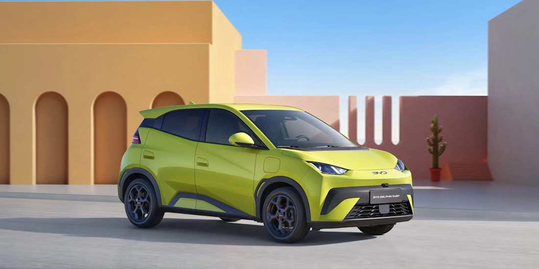 BYD Dolphin Surf la city car elettrica economica 01