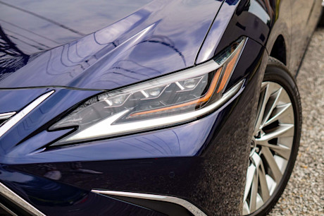 Editorial 2020 lexus es 300h 09 jl