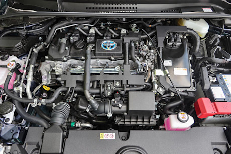 Editorial 2021 toyota corolla hybrid w premium package 12 jm