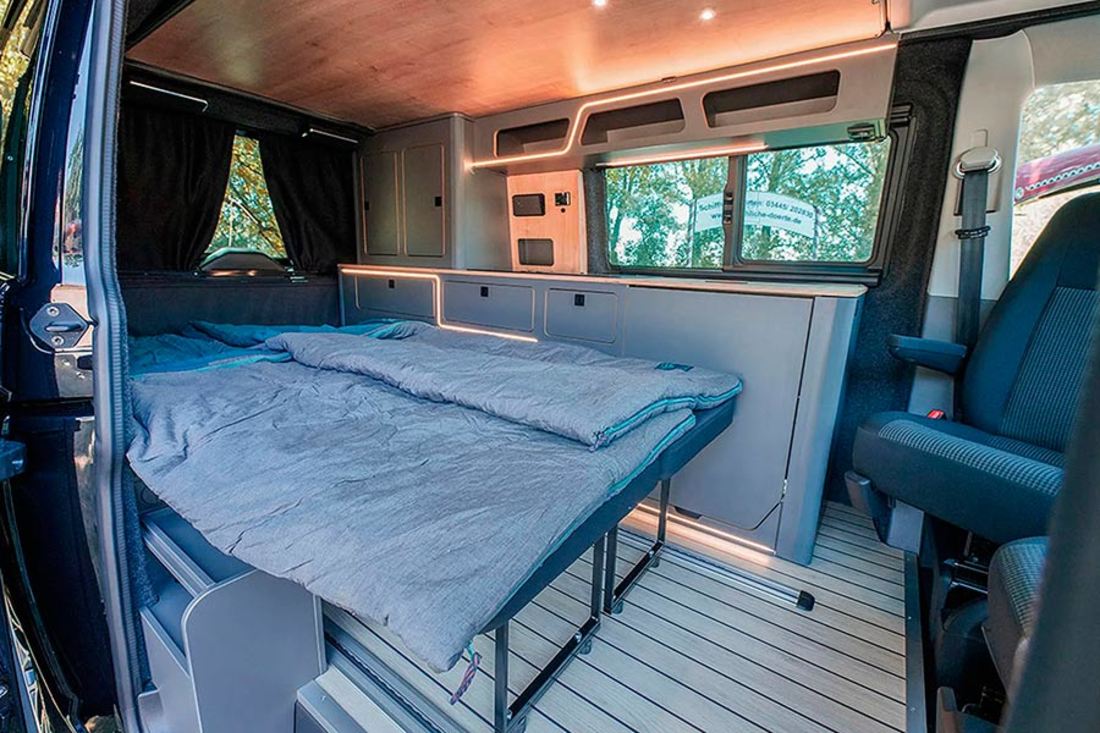 VW-California-2023-Rhön-Camp-Ultimate-camper-van-autoscout24 (1).jpg