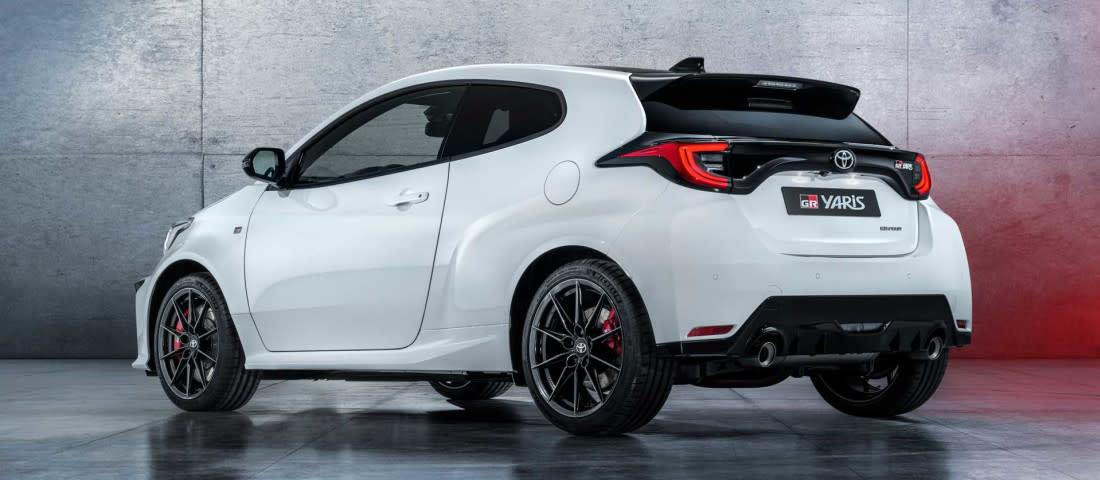 2020-toyota-gr-yaris4-1100
