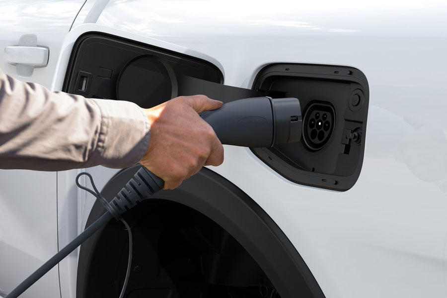Ford-Ranger_Plug-in_Hybrid-2025-1600-0b.jpg