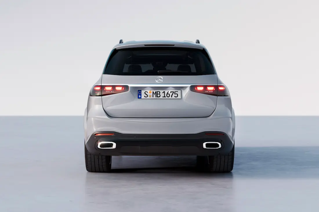 Mercedes GLS (2023) static, rear view