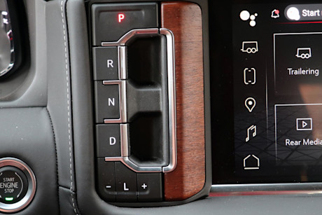 Editorial 2023 gmc yukon denali ultimate 27 jm
