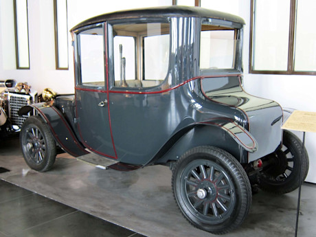 Editorial 1916 milburn electric jm