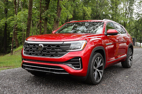 Editorial 2024 volkswagen atlas cross sport fd 230717 04 jm