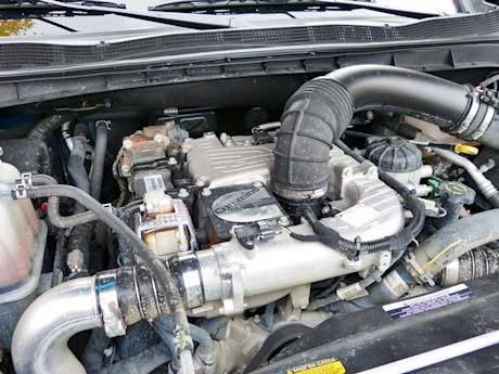 Editorial 2017 nissan titan 12 jb