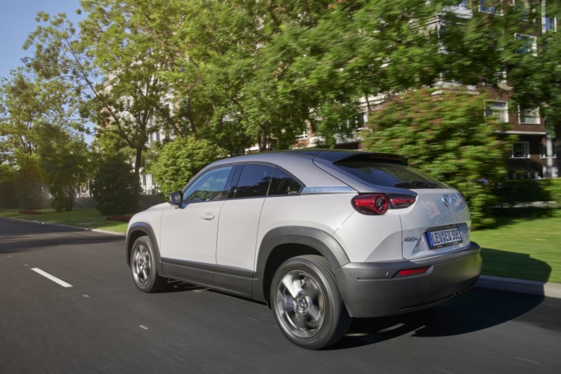 mazda-mx-30 (25).jpg