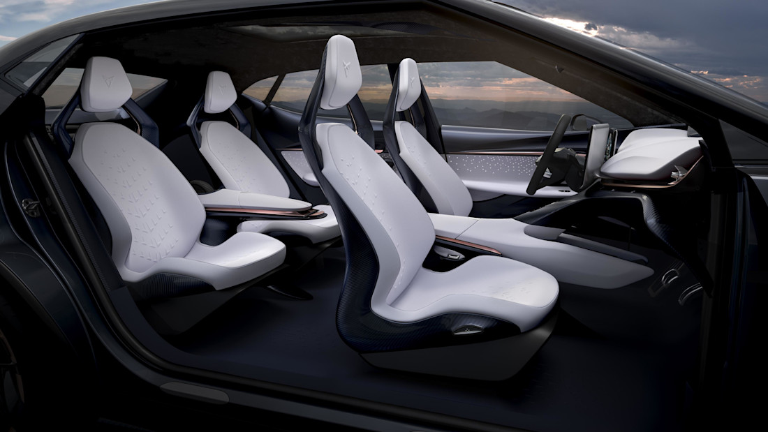 CUPRA-Tavascan-Electric-Concept_14_HQ.jpg