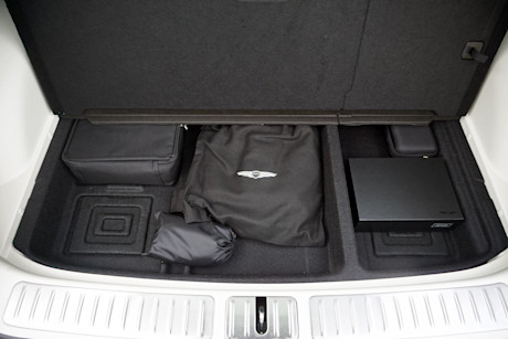 Editorial 2024 genesis gv60 performance awd td 231128 34 di