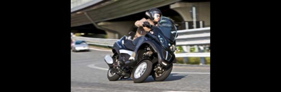 Essai: Piaggio MP3 250 LT (6 799 €) et 400 LT (7 799 €) – Une autre dimension