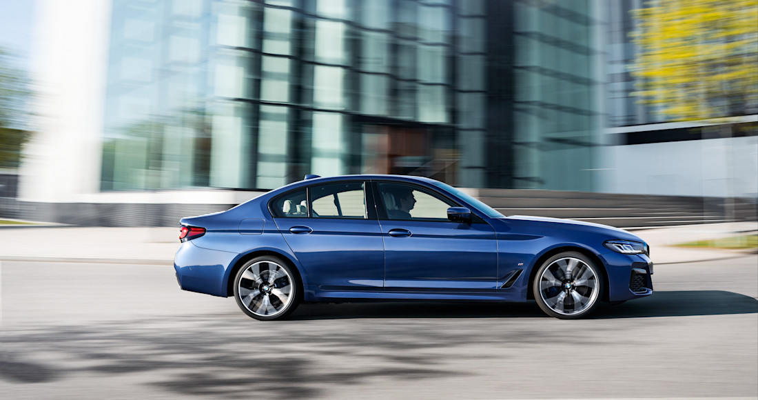 bmw-530e-xdrive-limousine-seitenansicht