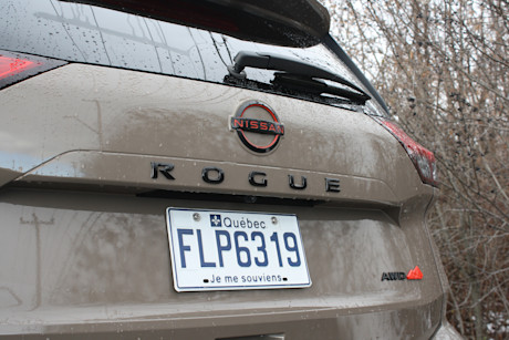 2026 Nissan Rogue Rock Creek - TD - DB - 251205 - 19