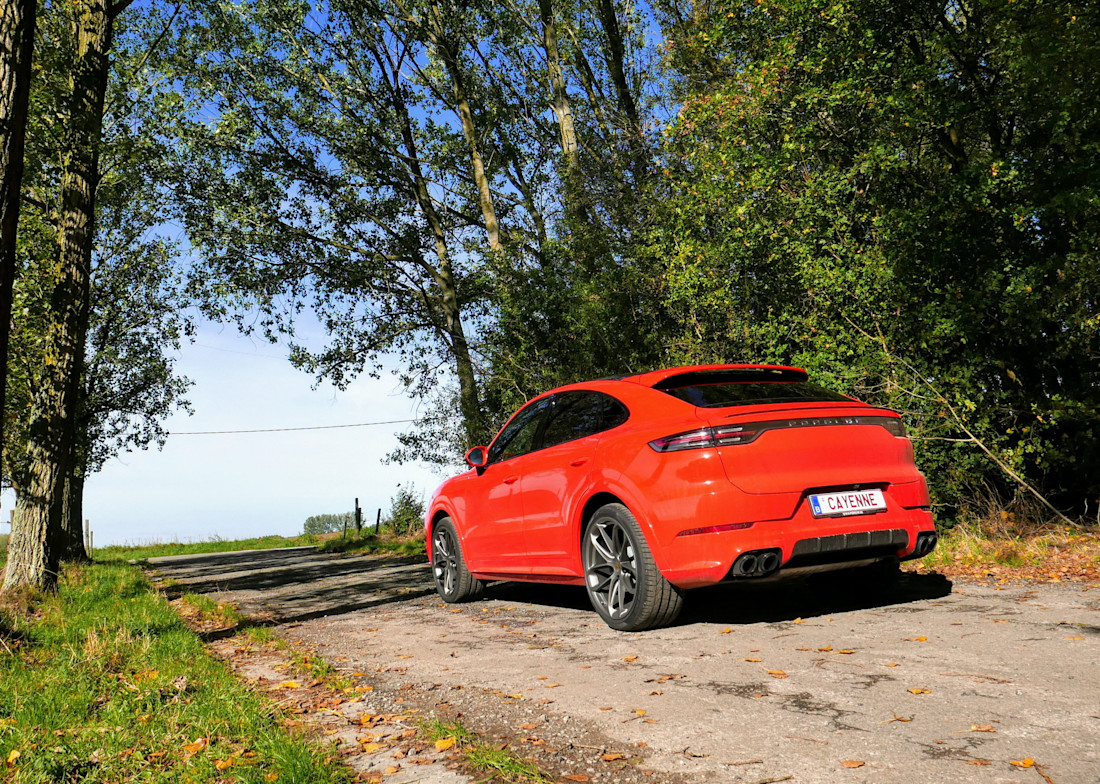 AS24 - Porsche Cayenne Coupe (2).jpg
