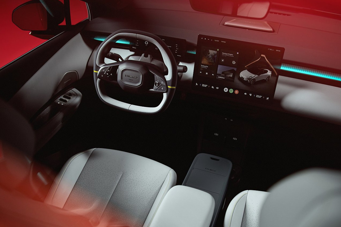 Lynk-Co-02-2025 (2).jpg