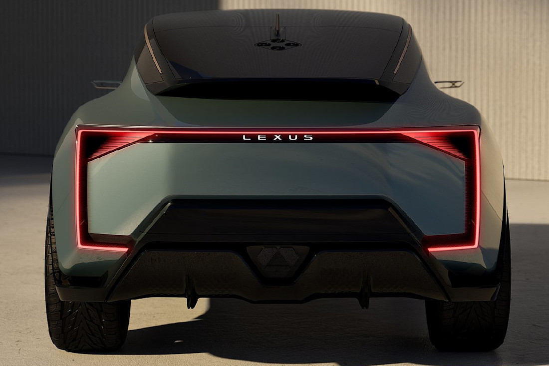 Lexus-LS_Coupe_Concept-2025 (6).jpg