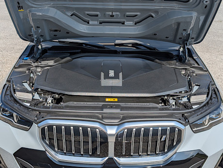 Editorial 2025 bmw i5 xdrive40 td sb 240813 17
