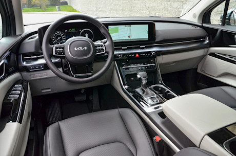 Kia Carnival SX 2022 : essai routier Body Image