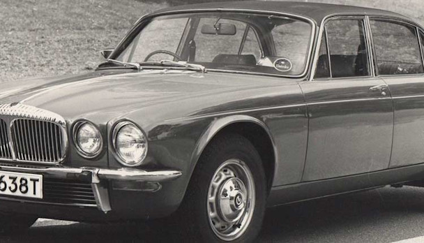 Daimler Double Six