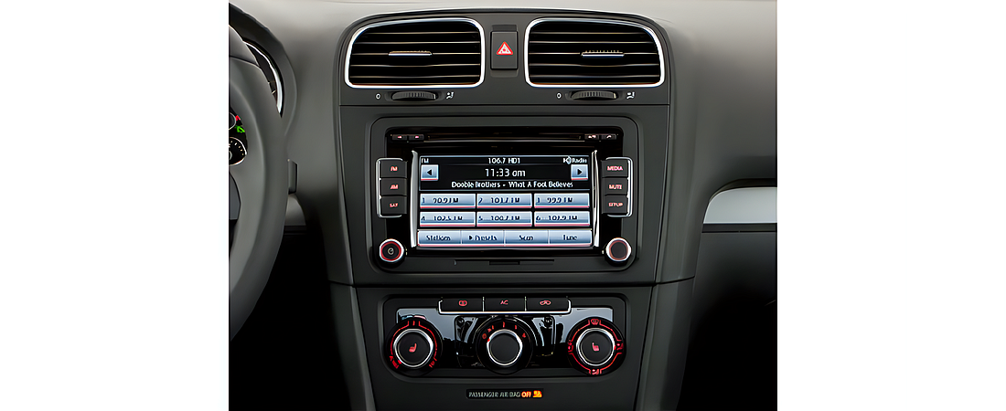 Volkswagen Golf 2011 30